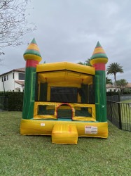 IMG 7479 1724630762 13x13 Bounce House